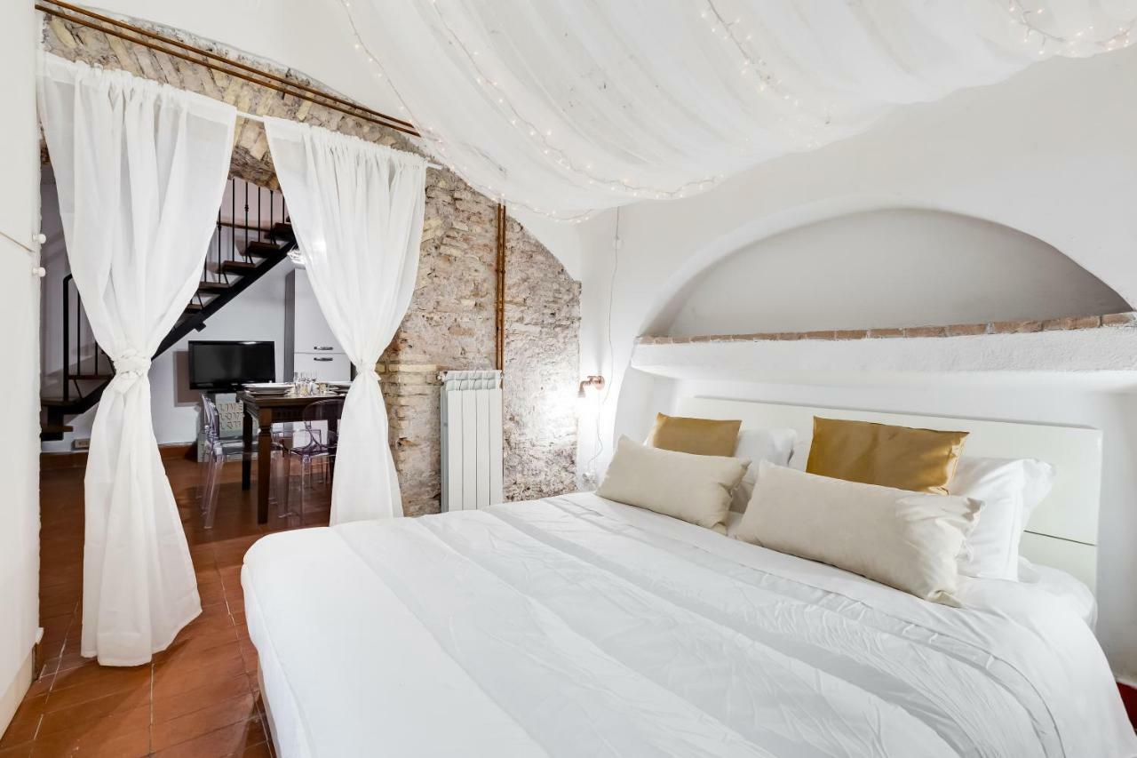 Loveromeapartments Campo De Fiori, Vatican Apartment *